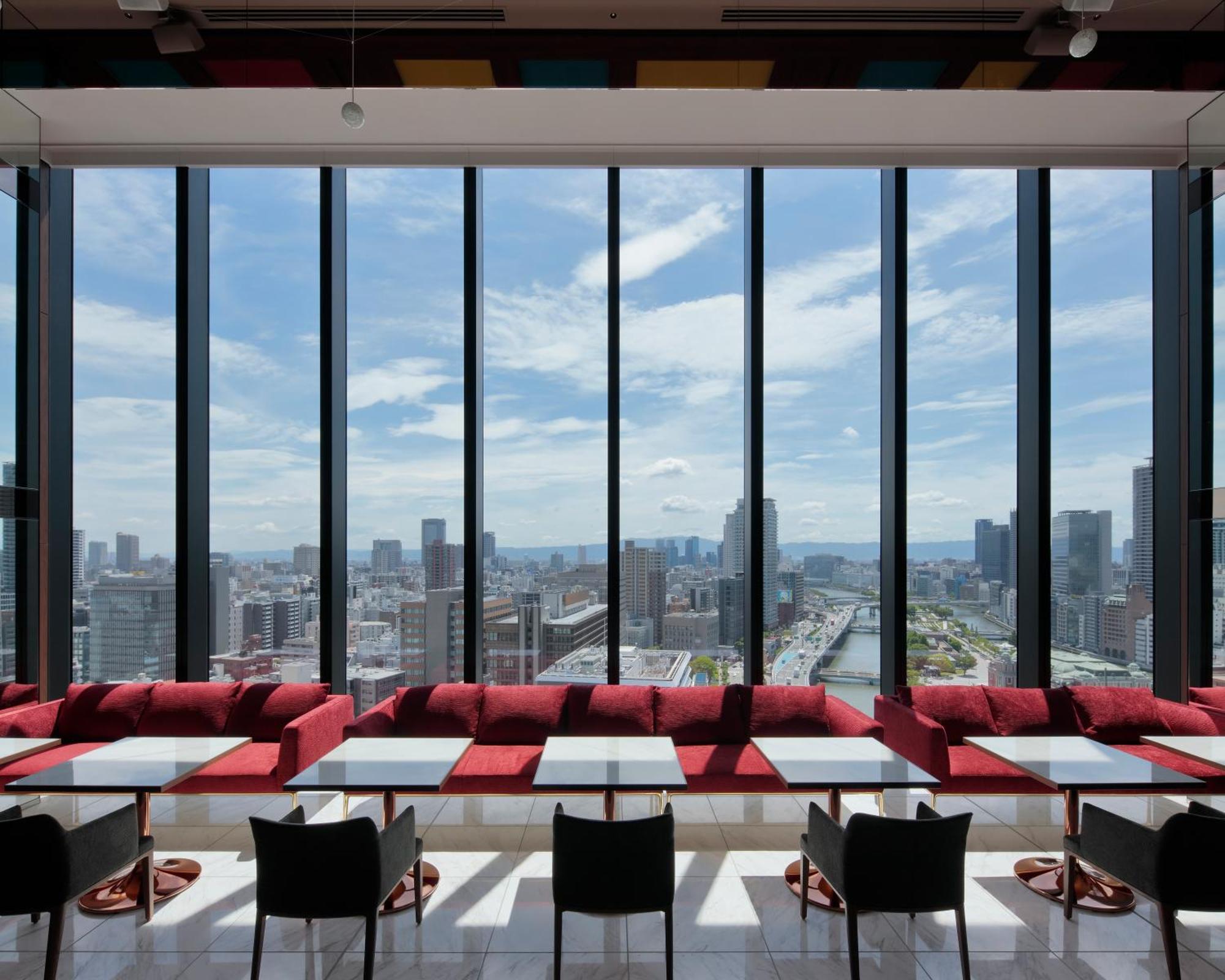 Candeo Hotels Osaka The Tower Экстерьер фото View from the 360° Sky Bar