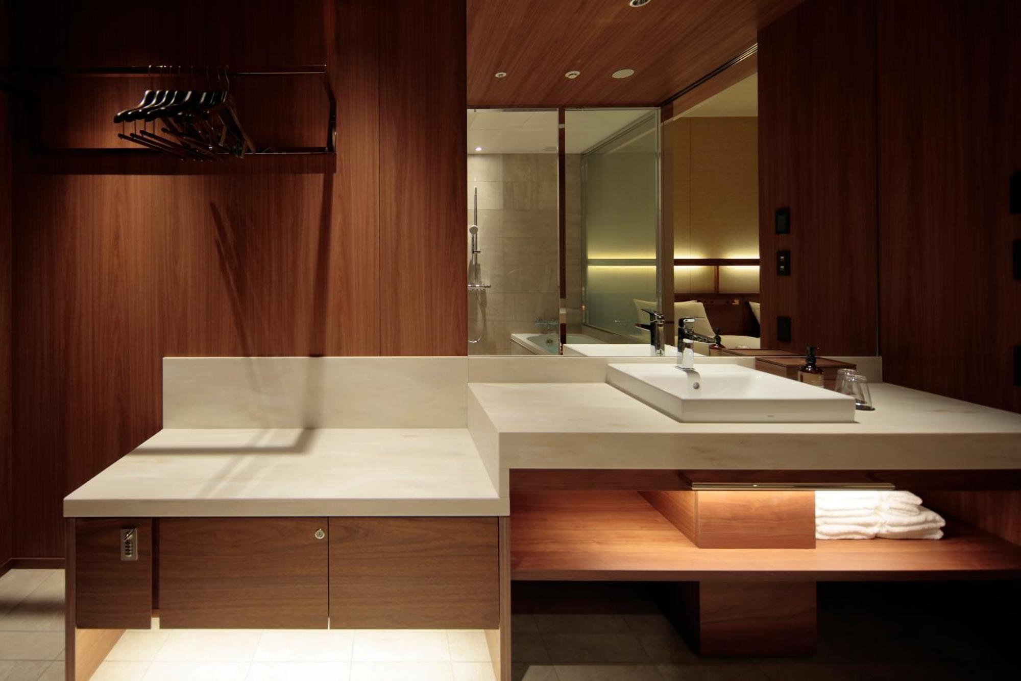 Candeo Hotels Osaka The Tower Номер фото Bathroom